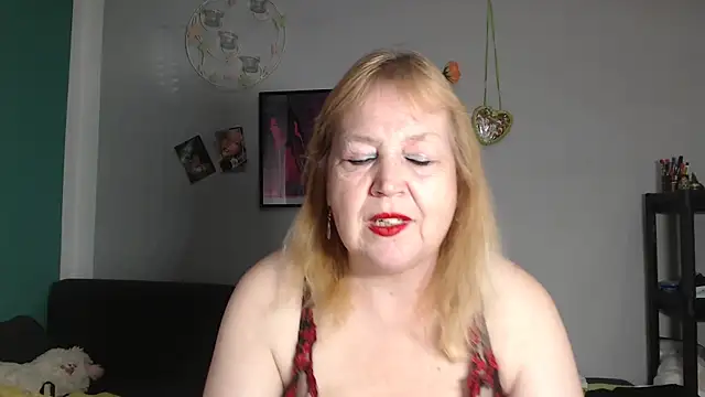 Snapshot of Blasflittchen chatting on 18, 4, 2026 Blasflittchen online show from 18, 4, 2026
