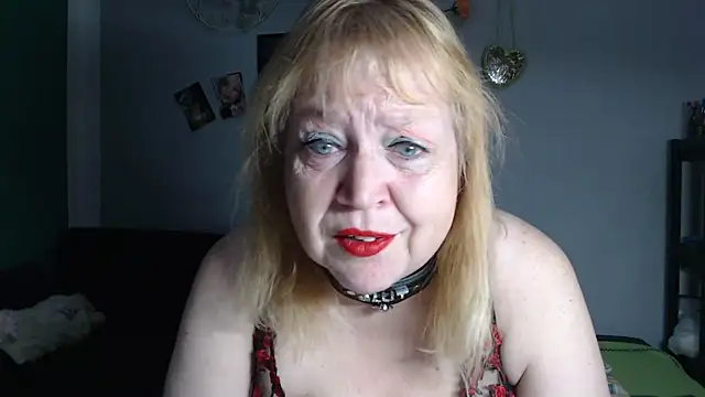 Snapshot of Blasflittchen chatting on 24, 5, 2026 Blasflittchen online show from 24, 5, 2026