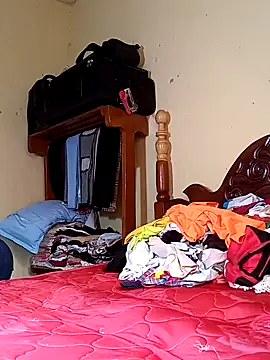 Snapshot of pretty_amaal chatting on 1, 1, 2025 pretty amaal online show from 1, 1, 2025