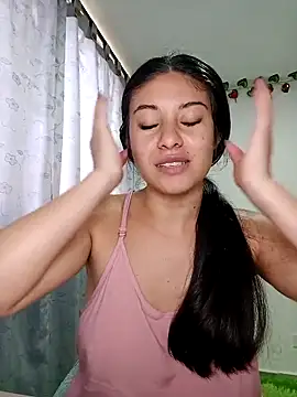 Snapshot of tara20_ chatting on 3, 3, 2025 tara20 online show from 3, 3, 2025