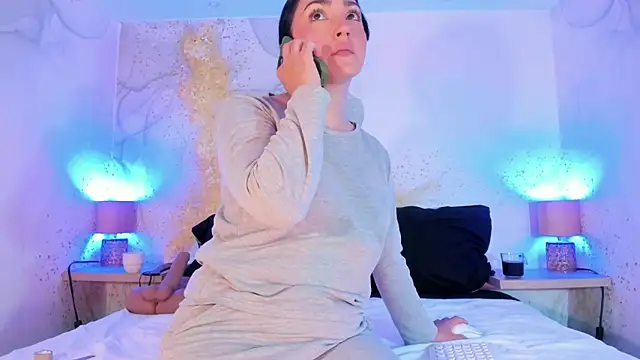 Snapshot of LIAH_IZUMI chatting on 20, 4, 2026 LIAH IZUMI online show from 20, 4, 2026