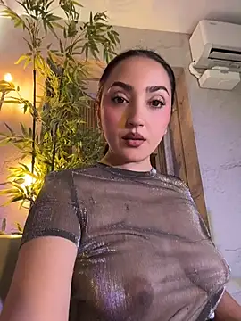 Snapshot of LIAH_IZUMI chatting on 28, 7, 2026 LIAH IZUMI online show from 28, 7, 2026