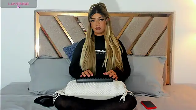 Hanz sex online show from 19, 3, 2025