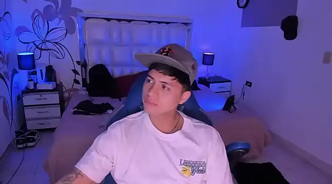 Snapshot of Niicky1_ chatting on 3, 1, 2025 Niicky1  online show from 3, 1, 2025