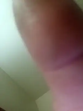 Snapshot of Treemandude chatting on 25, 10, 2025 Treemandude online show from 25, 10, 2025