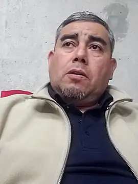 Snapshot of Manolete007x chatting on 8, 4, 2026 Manolete007x online show from 8, 4, 2026