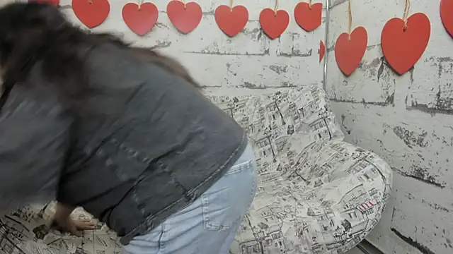 Snapshot of Nadine_asian chatting on 29, 11, 2025 Nadine asian online show from 29, 11, 2025