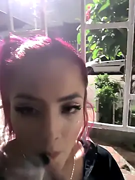 lady scarlettt online show from 5, 3, 2025