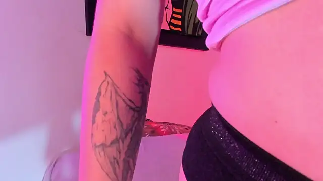 izyzys baker online show from 15, 3, 2025