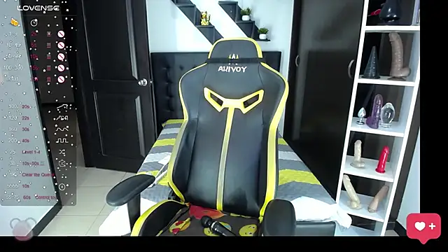 Snapshot of kendalladam chatting on 25, 9, 2025 kendalladam online show from 25, 9, 2025