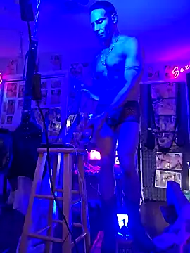 luvs2cumm69 online show from 3, 2, 2025