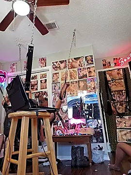 luvs2cumm69 online show from 20, 2, 2025