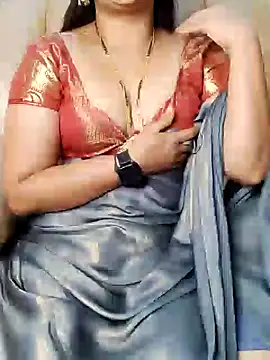 Snapshot of Traditional_Housewife_ chatting on 17, 1, 2025 Traditional Housewife  online show from 17, 1, 2025