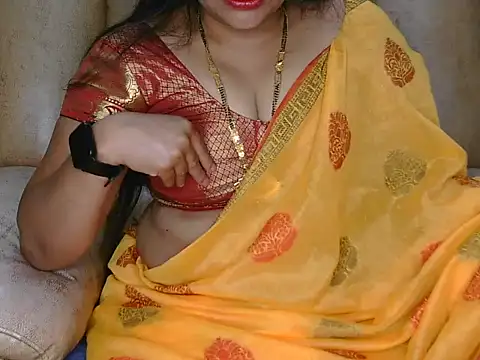Snapshot of Traditional_Housewife_ chatting on 1, 3, 2025 Traditional Housewife  online show from 1, 3, 2025