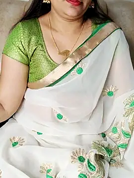 Snapshot of Traditional_Housewife_ chatting on 11, 9, 2025 Traditional Housewife  online show from 11, 9, 2025