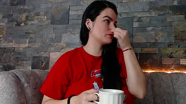 Snapshot of passionate_love22 chatting on 19, 1, 2026 passionate love22 online show from 19, 1, 2026