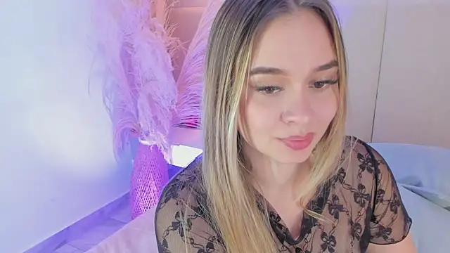 Snapshot of sofia_pamela chatting on 14, 1, 2025 sofia pamela online show from 14, 1, 2025