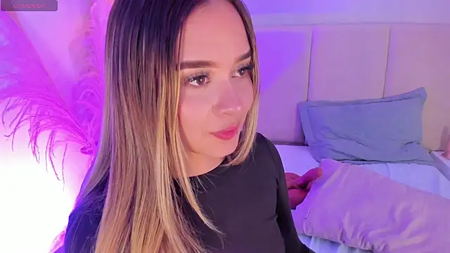 Snapshot of sofia_pamela chatting on 11, 3, 2025 sofia pamela online show from 11, 3, 2025