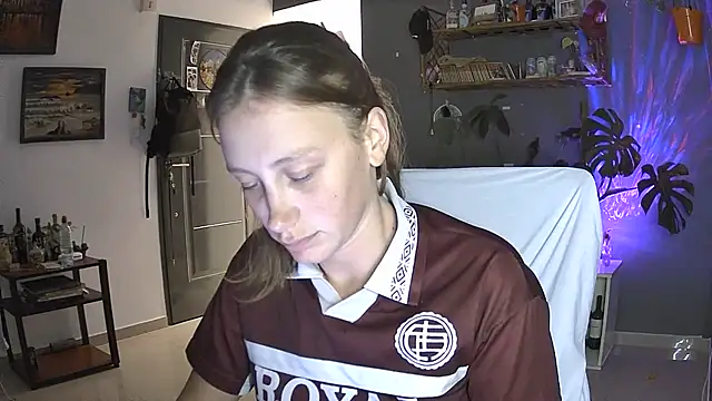 Snapshot of stupid_babybird chatting on 1, 4, 2026 stupid babybird online show from 1, 4, 2026