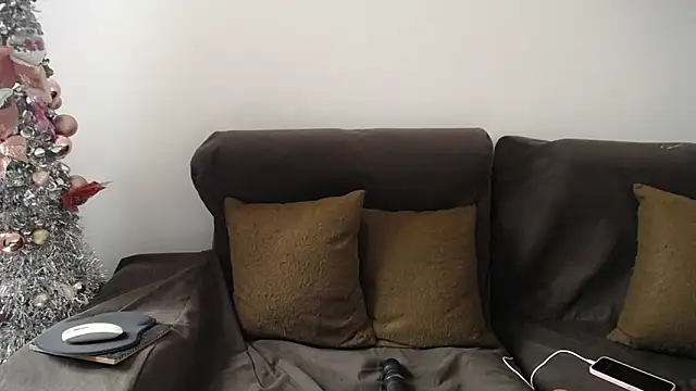 sara winehouse1 online show from 8, 1, 2025