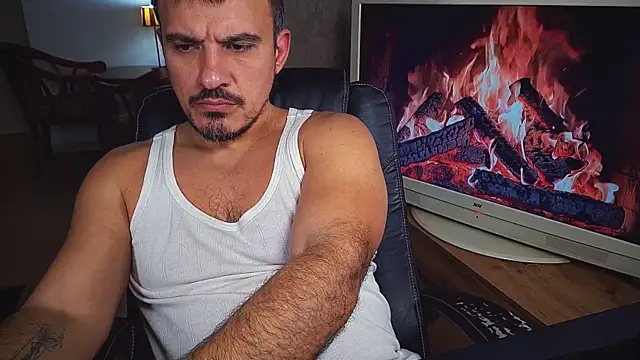 Snapshot of officeman7 chatting on 2, 2, 2025 officeman7 online show from 2, 2, 2025