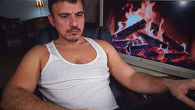 Snapshot of officeman7 chatting on 15, 2, 2025 officeman7 online show from 15, 2, 2025