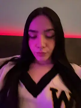 Snapshot of ShannonShanny chatting on 29, 1, 2025 ShannonShanny online show from 29, 1, 2025