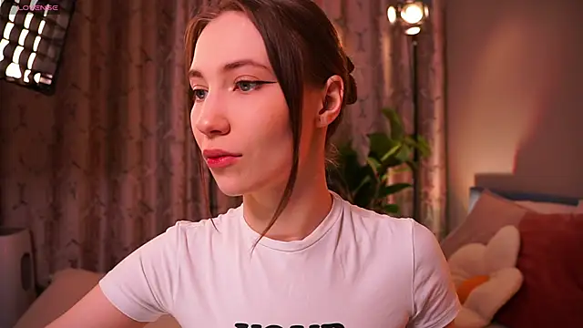 askaudrey  online show from 14, 12, 2024