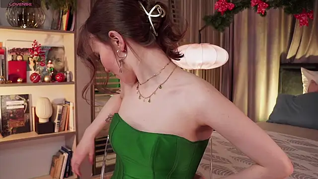 askaudrey  online show from 5, 1, 2025