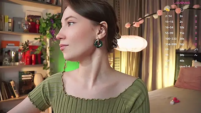 askaudrey  online show from 5, 3, 2025