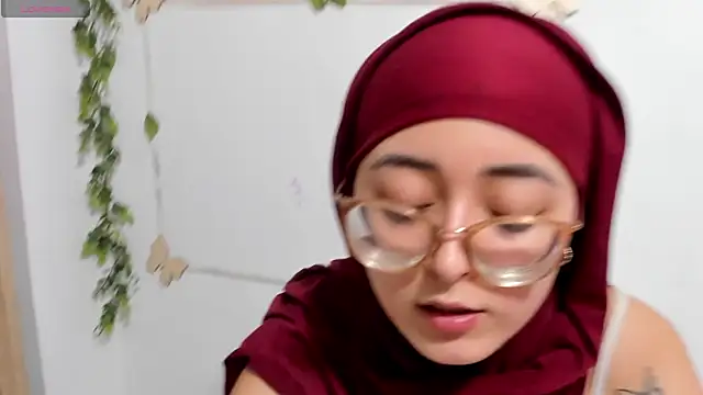 Snapshot of aysel_elid chatting on 3, 4, 2026 aysel elid online show from 3, 4, 2026