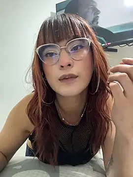 Snapshot of miss_gisselle chatting on 12, 11, 2025 miss gisselle online show from 12, 11, 2025