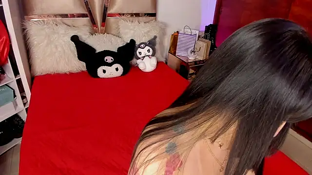 Snapshot of Nikole66_ chatting on 11, 11, 2025 Nikole66 online show from 11, 11, 2025