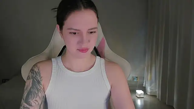 Snapshot of Sonia_moon_ chatting on 6, 12, 2024 Sonia moon  online show from 6, 12, 2024