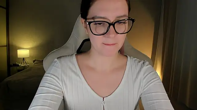 Snapshot of Sonia_moon_ chatting on 11, 1, 2025 Sonia moon  online show from 11, 1, 2025