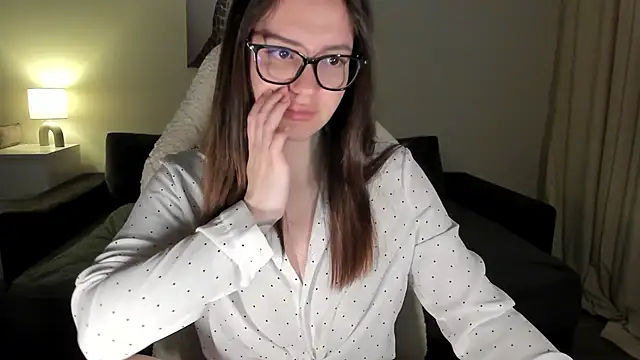 Snapshot of Sonia_moon_ chatting on 3, 3, 2025 Sonia moon  online show from 3, 3, 2025