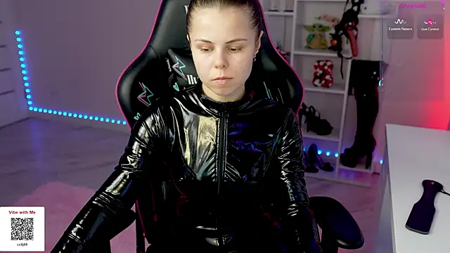 Snapshot of Latex_Kitty chatting on 18, 2, 2026 Latex Kitty online show from 18, 2, 2026