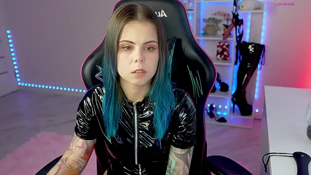 Snapshot of Latex_Kitty chatting on 27, 3, 2026 Latex Kitty online show from 27, 3, 2026