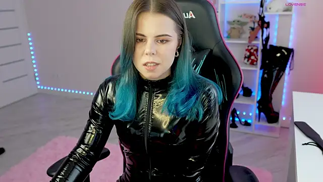 Snapshot of Latex_Kitty chatting on 1, 4, 2026 Latex Kitty online show from 1, 4, 2026