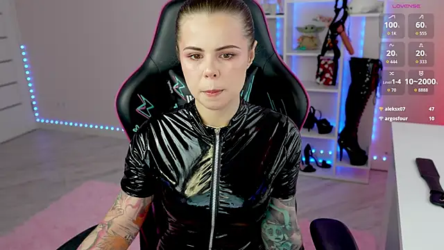 Snapshot of Latex_Kitty chatting on 16, 4, 2026 Latex Kitty online show from 16, 4, 2026