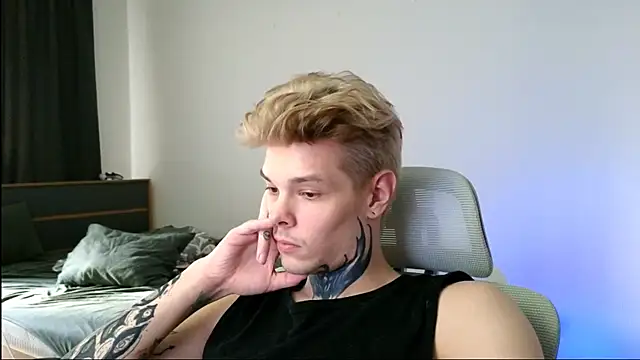 DENIS HERE online show from 15, 5, 2026