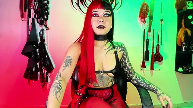 Snapshot of irregular_fetish_ chatting on 7, 4, 2026 irregular fetish online show from 7, 4, 2026