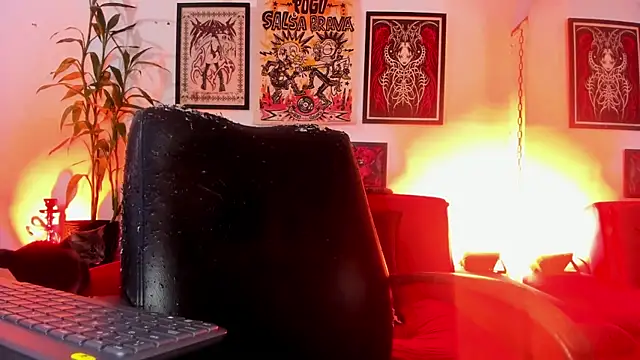Snapshot of irregular_fetish_ chatting on 20, 6, 2026 irregular fetish online show from 20, 6, 2026