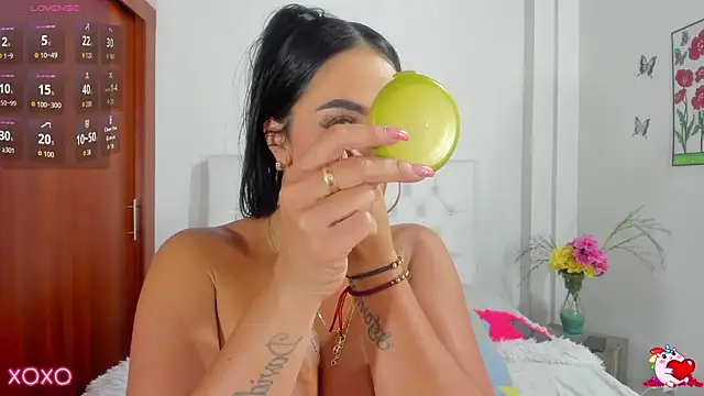 VenussVega online show from 19, 11, 2025