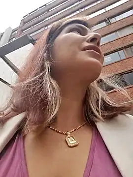 scarlett moore online show from 6, 3, 2026