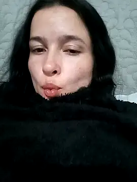Snapshot of EmilySwaan chatting on 16, 12, 2024 EmilySwaan online show from 16, 12, 2024