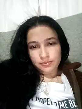Snapshot of EmilySwaan chatting on 20, 12, 2024 EmilySwaan online show from 20, 12, 2024