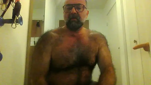 Snapshot of chainjulious chatting on 20, 2, 2026 chainjulious online show from 20, 2, 2026
