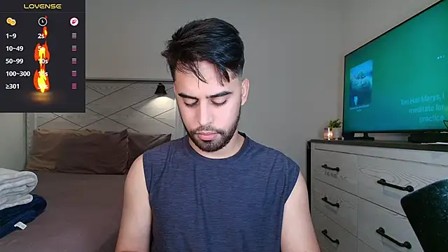 Snapshot of thonylewys chatting on 18, 11, 2025 thonylewys online show from 18, 11, 2025