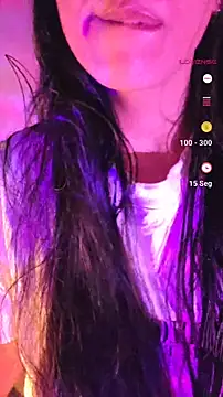 Snapshot of aloneathome chatting on 27, 5, 2026 aloneathome online show from 27, 5, 2026